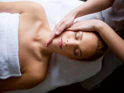 Servicio de masaje terapéutico